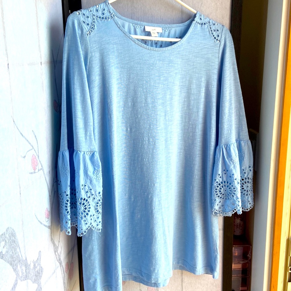 Absolutely cute sky blue embroidered tunic in size S